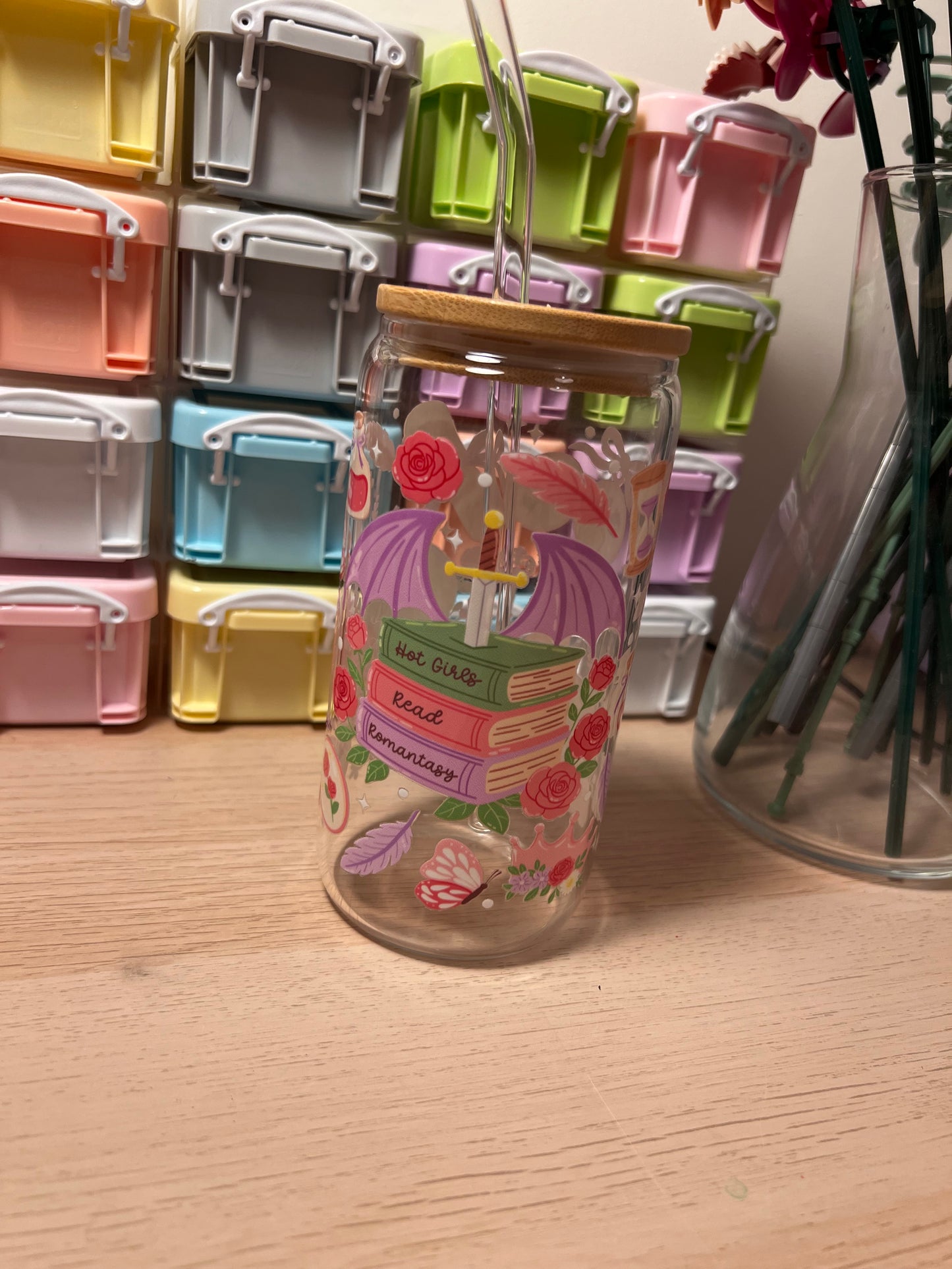 Hot Girls Read Romantasy 16oz Glass Tumbler