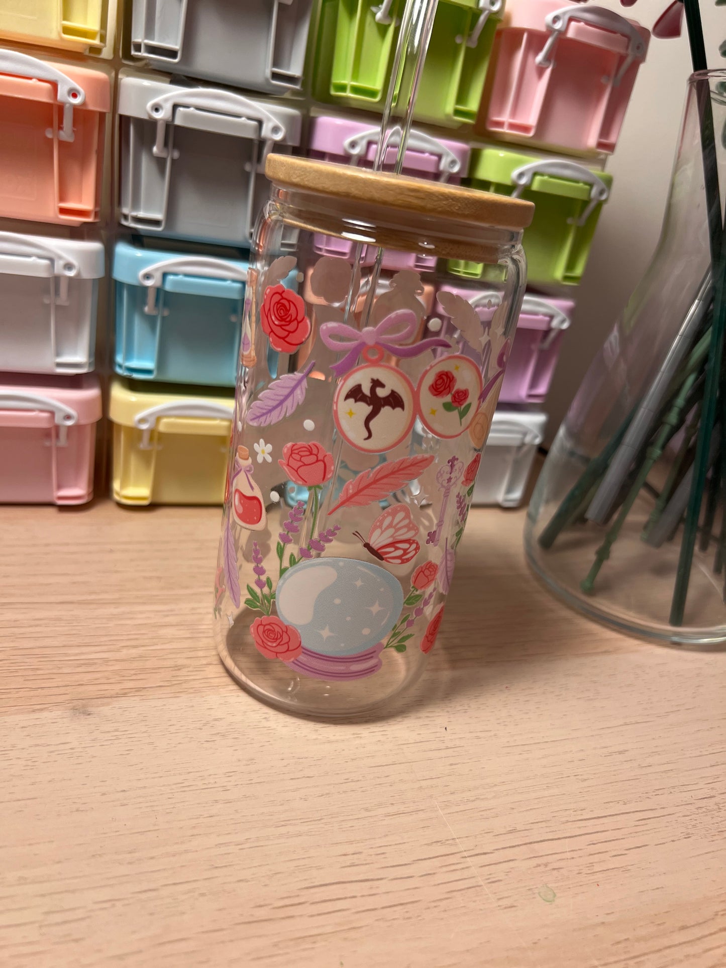 Hot Girls Read Romantasy 16oz Glass Tumbler